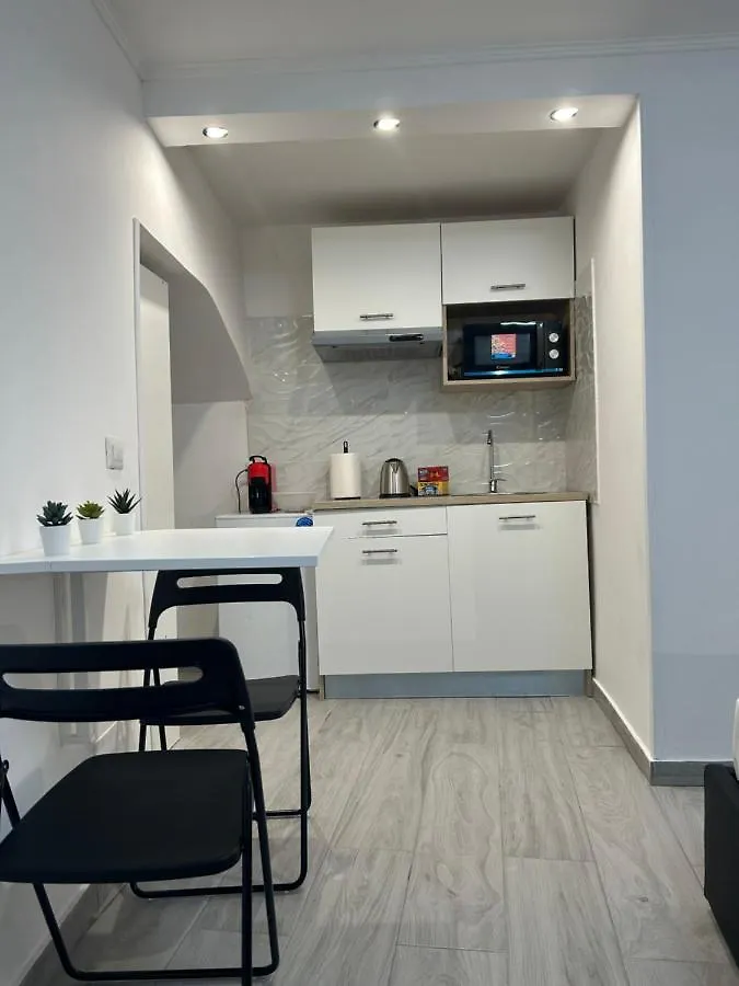 San Severo House Naples 0*,
